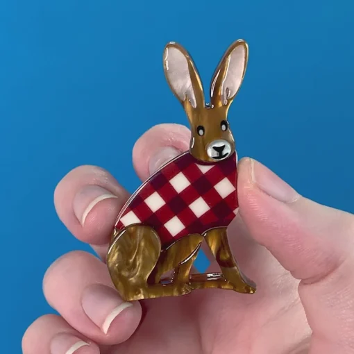 Erstwilder A Hare'S Breadth Brooch* Brooches