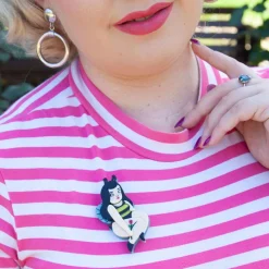 Erstwilder Bee Yourself Brooch* Brooches