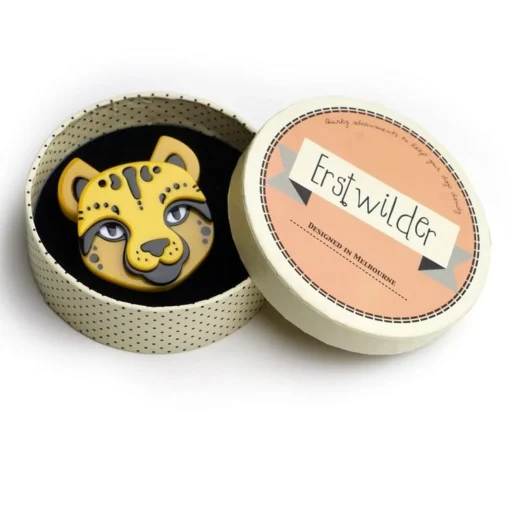 Erstwilder Cheetara'S Chum Brooch* Brooches