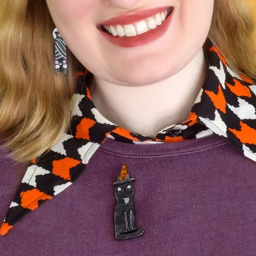 Erstwilder Familiar Shadow Brooch* Brooches