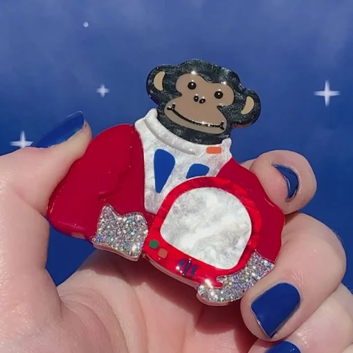 Erstwilder First Officer Brooch* Brooches