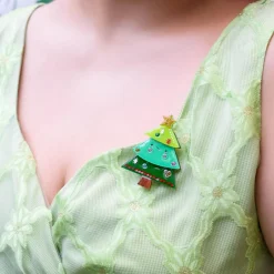 Erstwilder Guardian Of The Gifts Brooch* Brooches