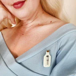 Erstwilder Hope'S Love Letter Mini Brooch* Brooches