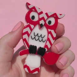 Erstwilder Howard'S Hoot Brooch* Brooches