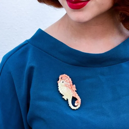 Erstwilder Lovers Entwined Brooch* Brooches