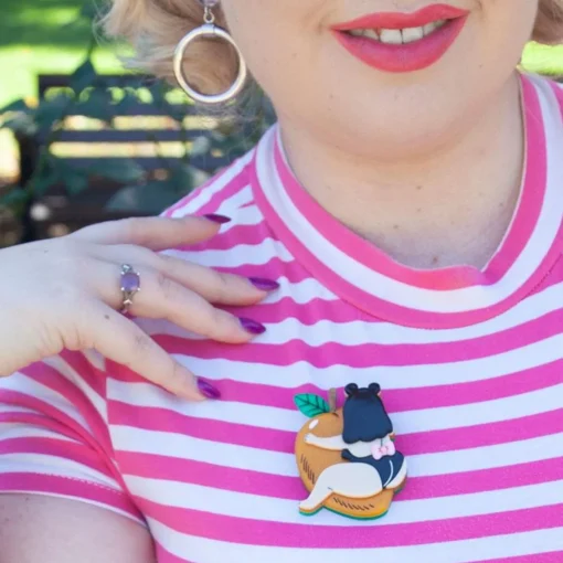 Erstwilder Mango Hug Brooch* Brooches
