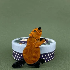 Erstwilder Mr. Beaver'S Bark Brooch* Brooches