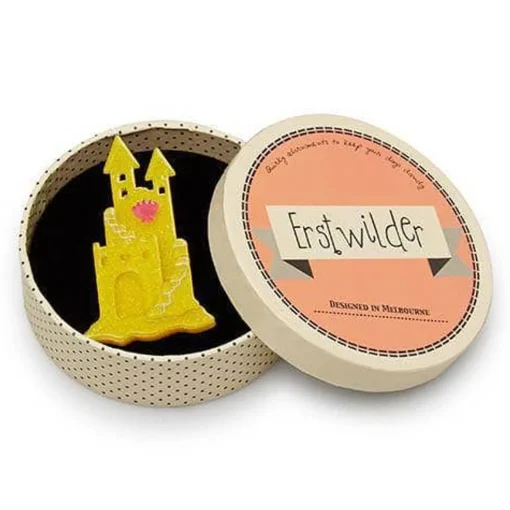 Erstwilder Seaside Manor Brooch* Brooches