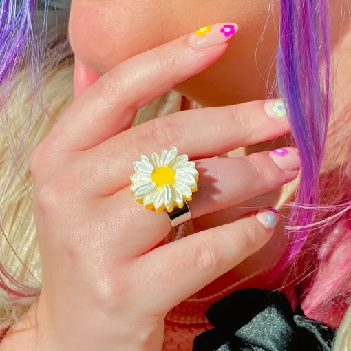 Erstwilder She Loves Me Daisy Statement Ring* Rings