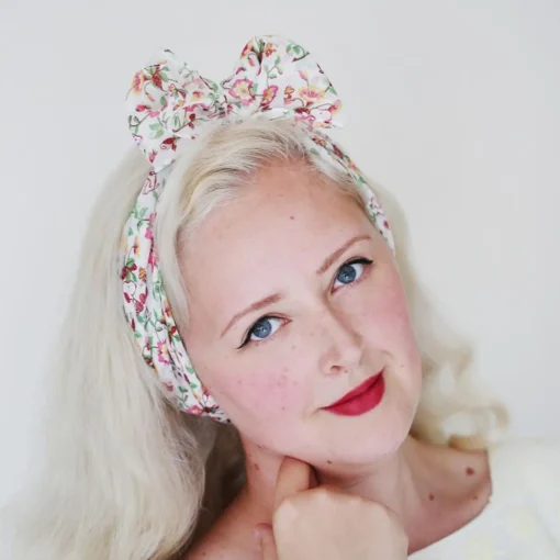 Erstwilder Snoopy & Woodstock Head Scarf* Scarves