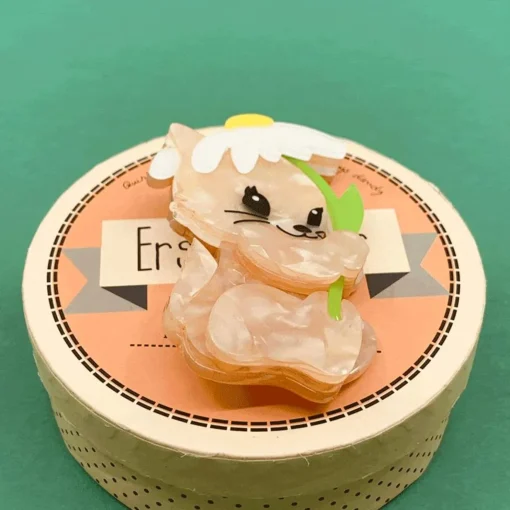 Erstwilder Spring Kitten Brooch* Brooches