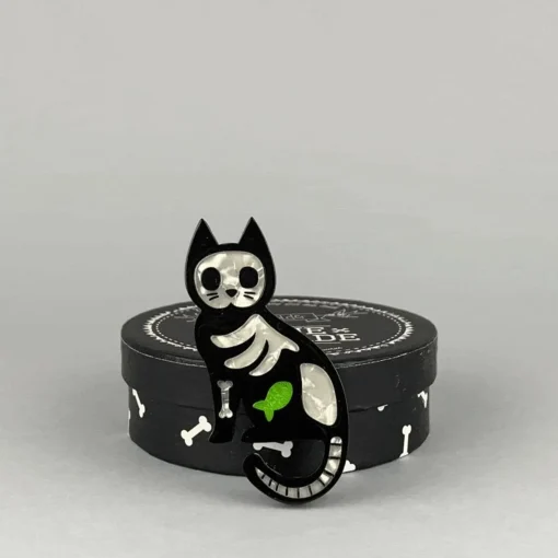 Erstwilder Tabby Tombstone Brooch* Brooches